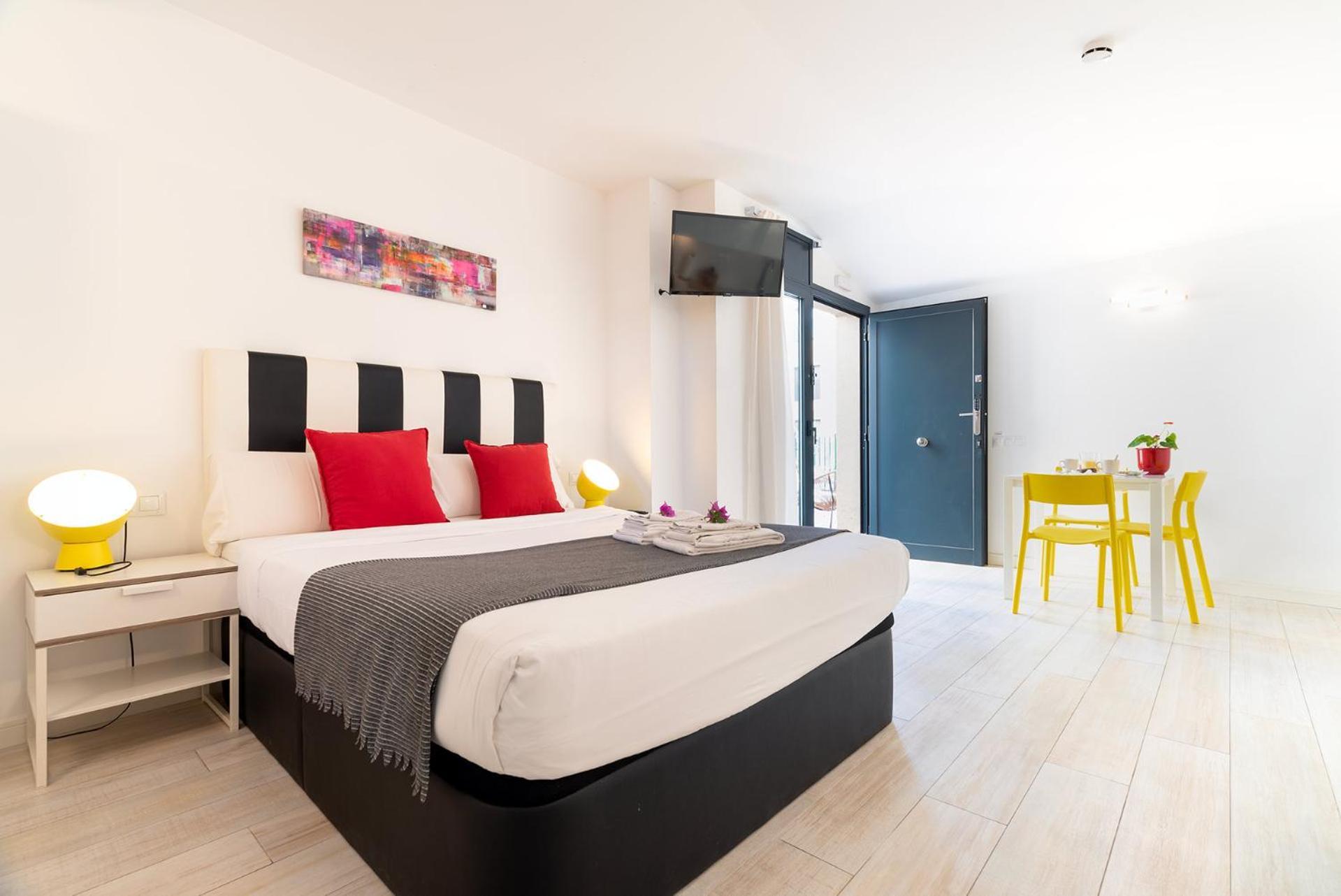 Castell Beach Aparthotel Castelldefels Ruang foto